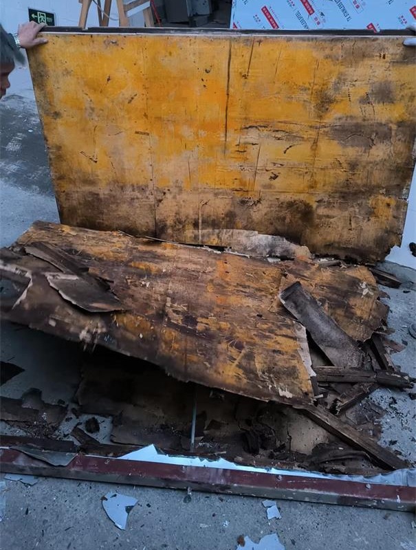 舊防輻射鉛門 舊防輻射鉛門